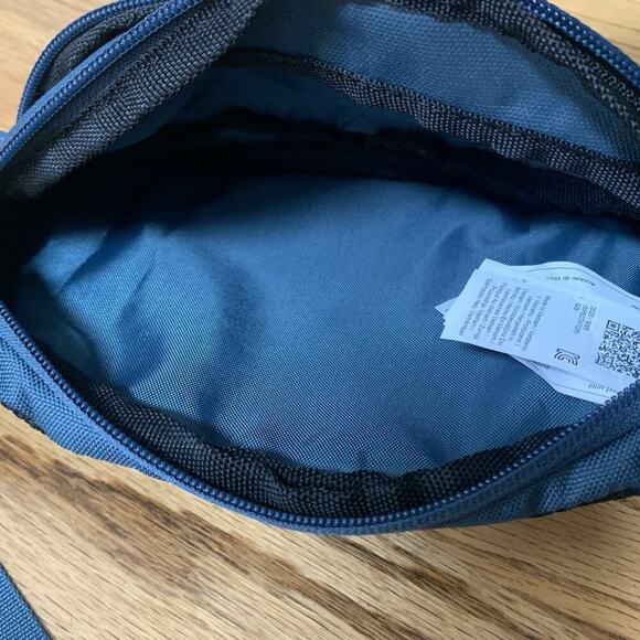 KAVU SPECTATOR Waist Pack Belt Bag 9” x 5” Dark Teal Blue Fanny Pack 2025 EUC - Picture 2 of 8